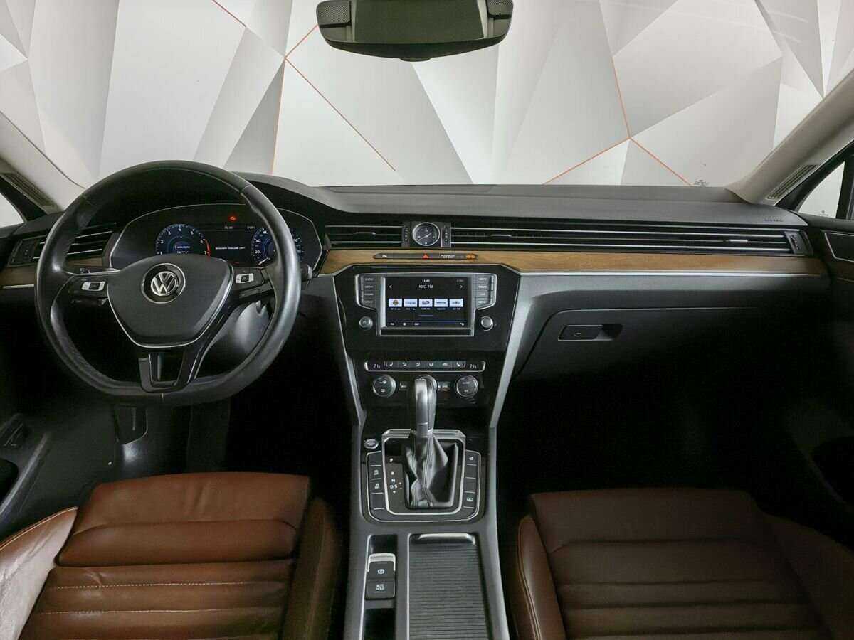 Купить Volkswagen Passat, 2017, 99 391 км.. Фото: #9