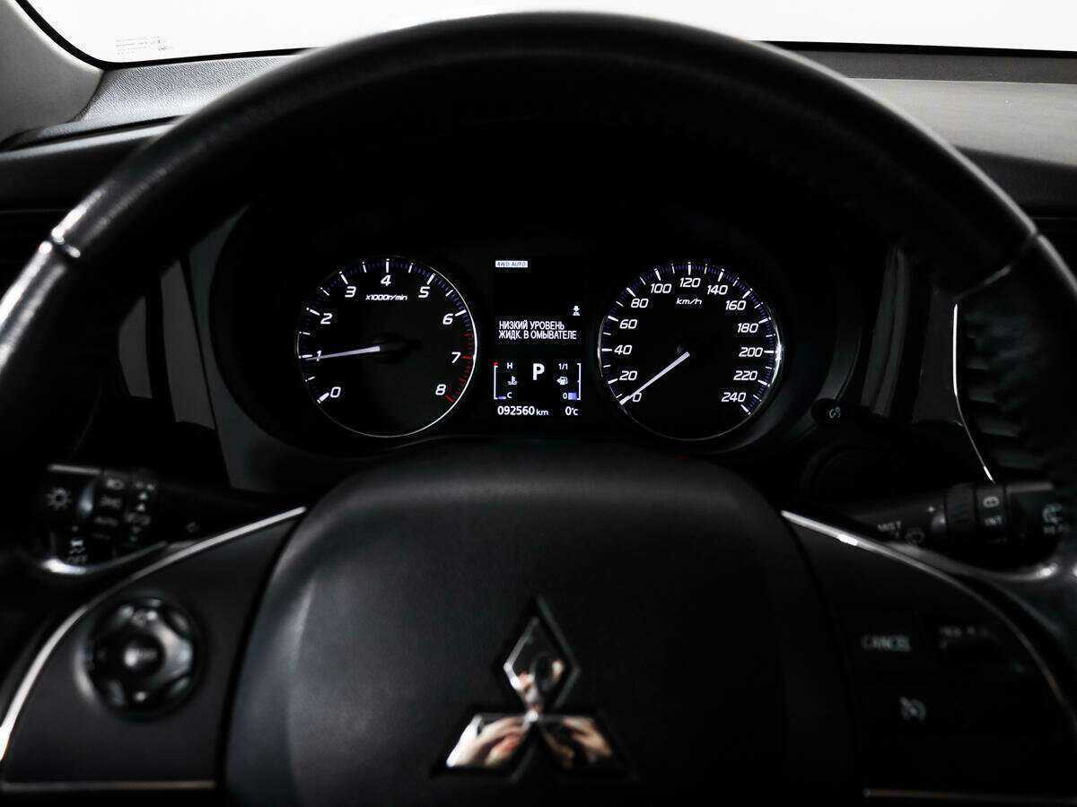 Купить Mitsubishi Outlander, 2018, 92 560 км.. Фото: #16