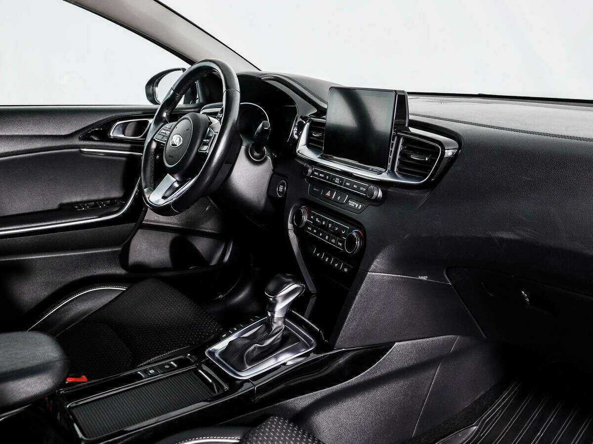 Купить Kia Ceed, 2018, 122 250 км.. Фото: #14