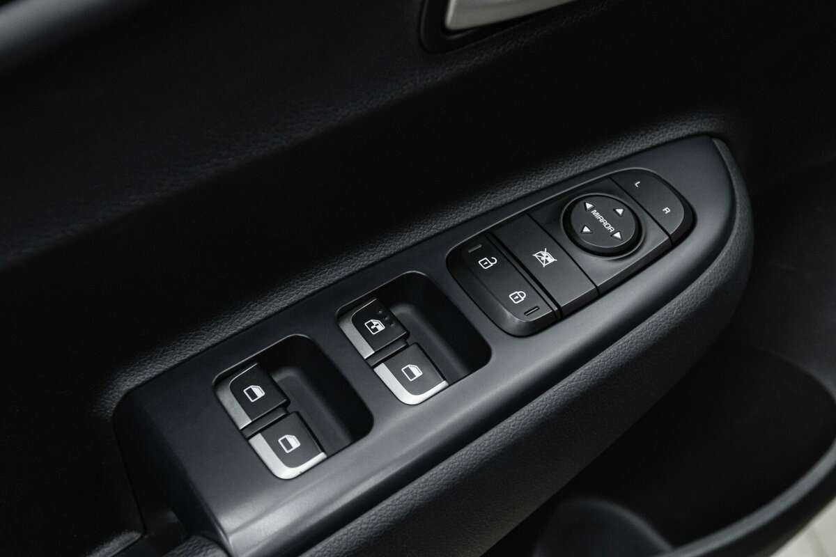 Купить Kia Rio, 2021, 71 000 км.. Фото: #16