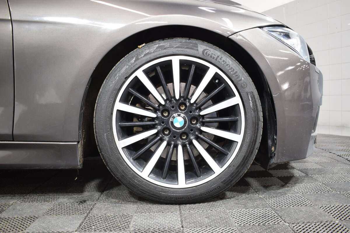 Купить BMW 3 серии, 2012, 178 000 км.. Фото: #21