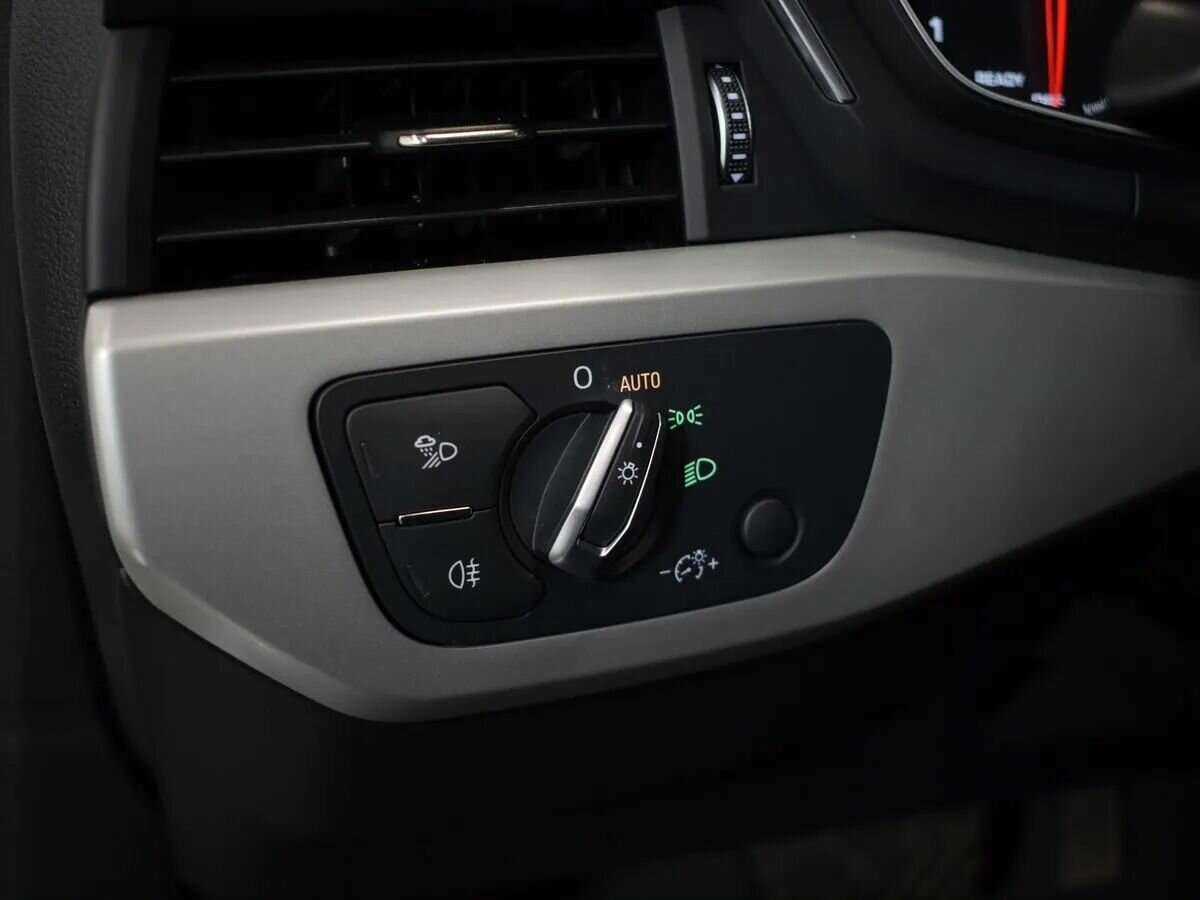 Купить Audi A4, 2020, 77 000 км.. Фото: #11