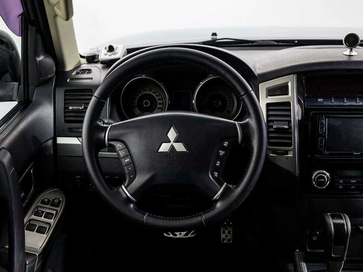 Купить Mitsubishi Pajero, 2015, 39 619 км.. Фото: #13
