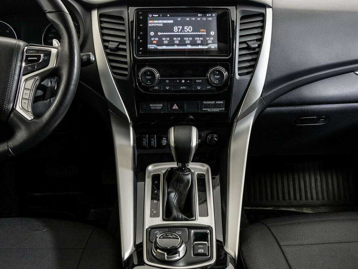 Купить Mitsubishi Pajero Sport, 2017, 96 505 км.. Фото: #12