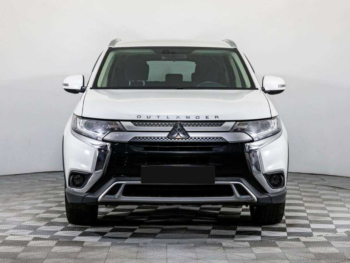 Купить Mitsubishi Outlander, 2018, 108 764 км.. Фото: #1