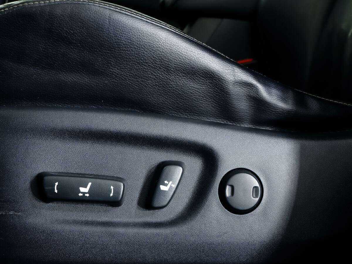 Купить Toyota RAV4, 2013, 120 354 км.. Фото: #13