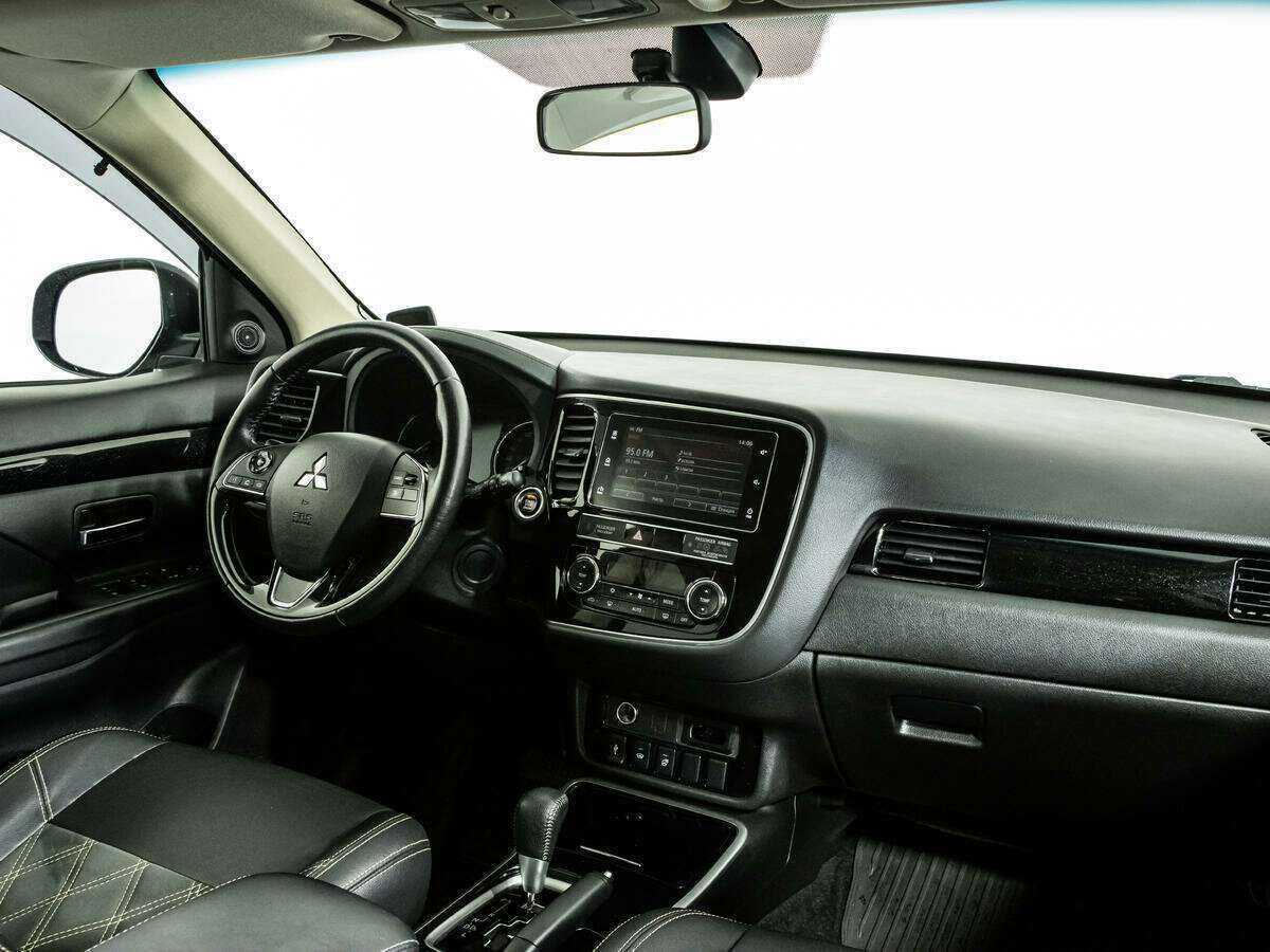 Купить Mitsubishi Outlander, 2019, 111 262 км.. Фото: #6