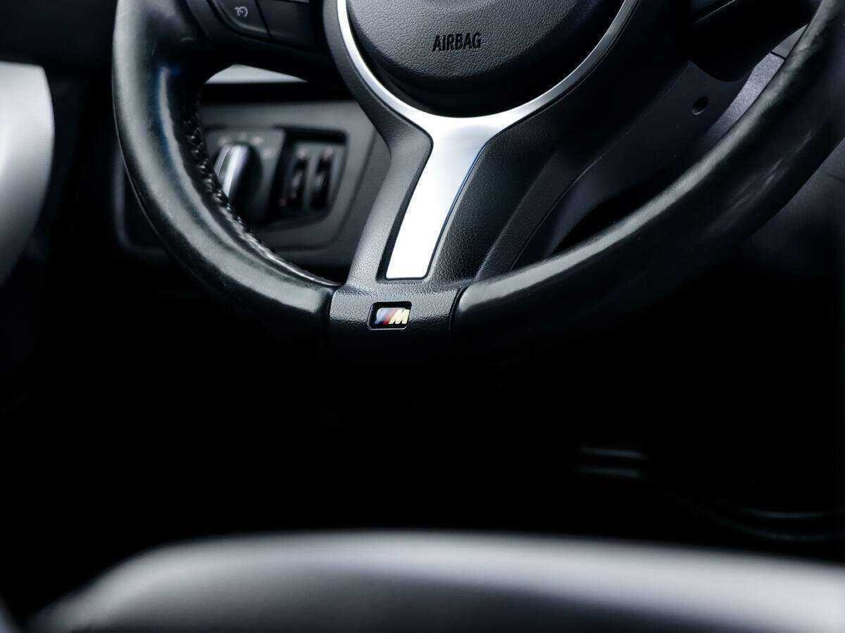 Купить BMW 3 серии, 2018, 145 981 км.. Фото: #13