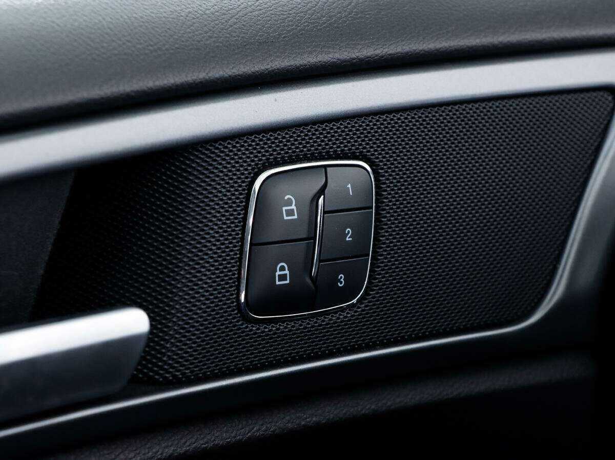 Купить Ford Mondeo, 2019, 117 100 км.. Фото: #15