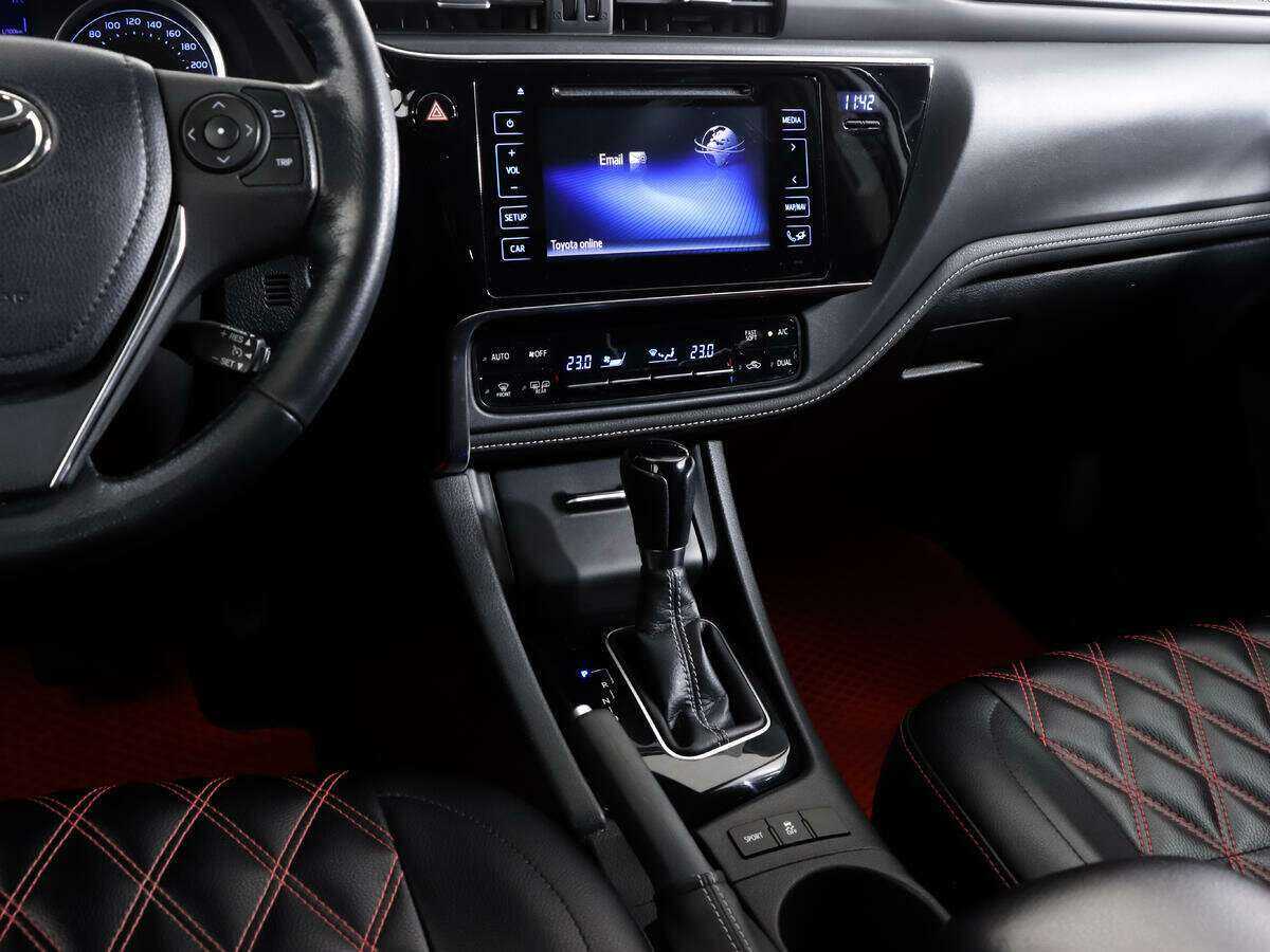 Купить Toyota Corolla, 2018, 73 300 км.. Фото: #11