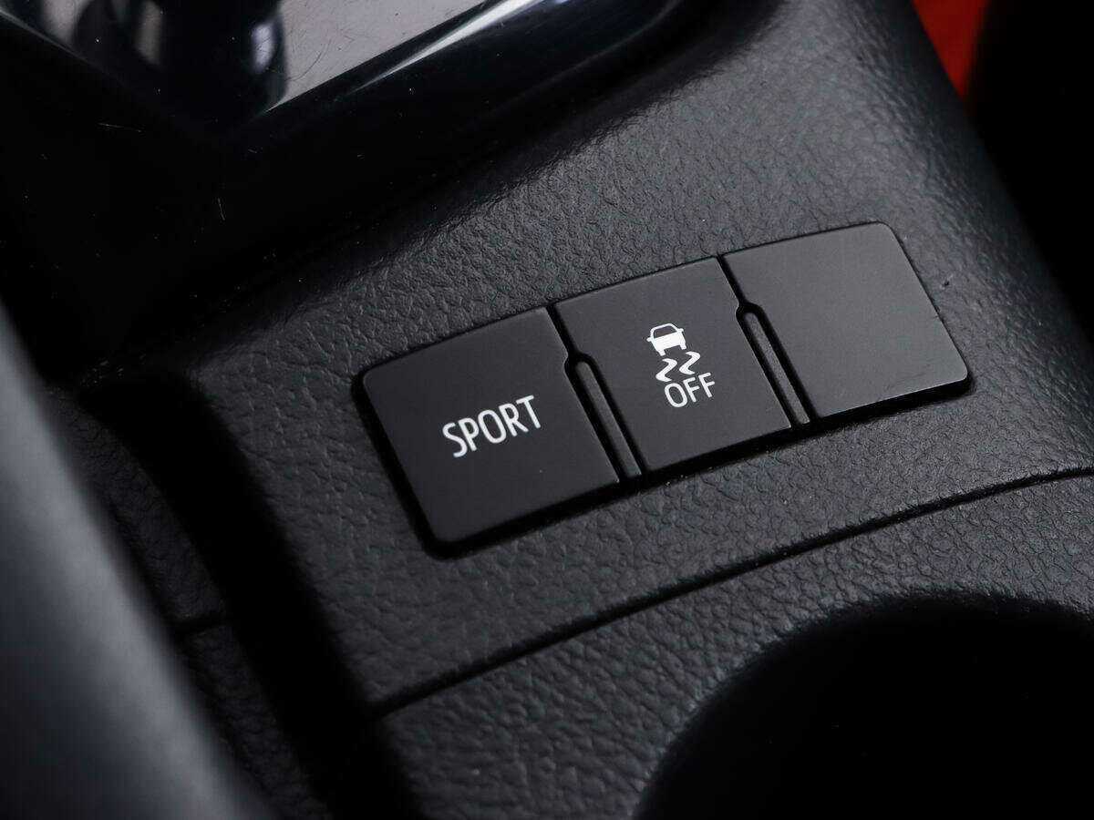 Купить Toyota Corolla, 2018, 73 300 км.. Фото: #16