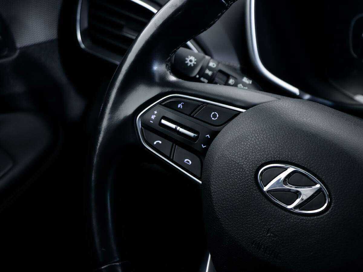 Купить Hyundai Santa Fe, 2018, 62 581 км.. Фото: #11