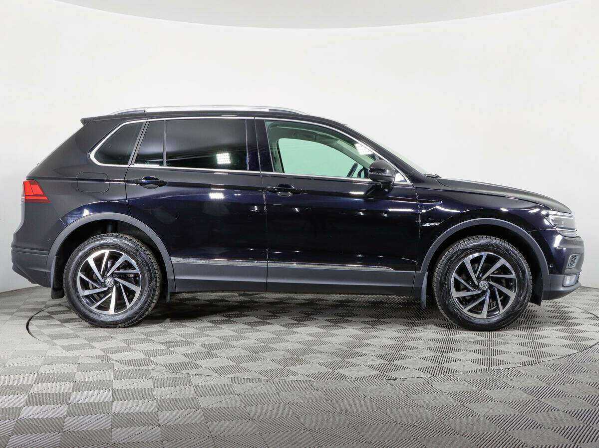 Купить Volkswagen Tiguan, 2018, 116 557 км.. Фото: #3