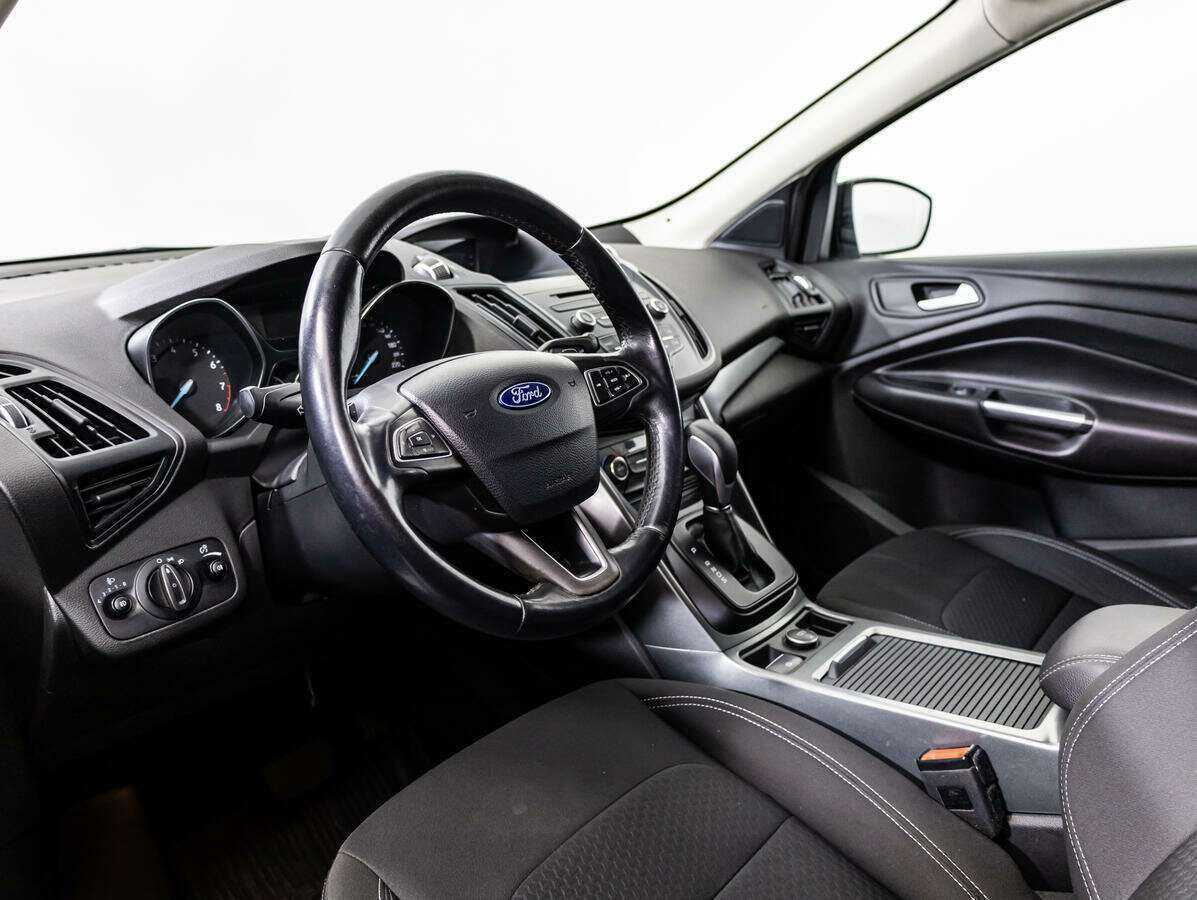 Купить Ford Kuga, 2018, 122 370 км.. Фото: #8