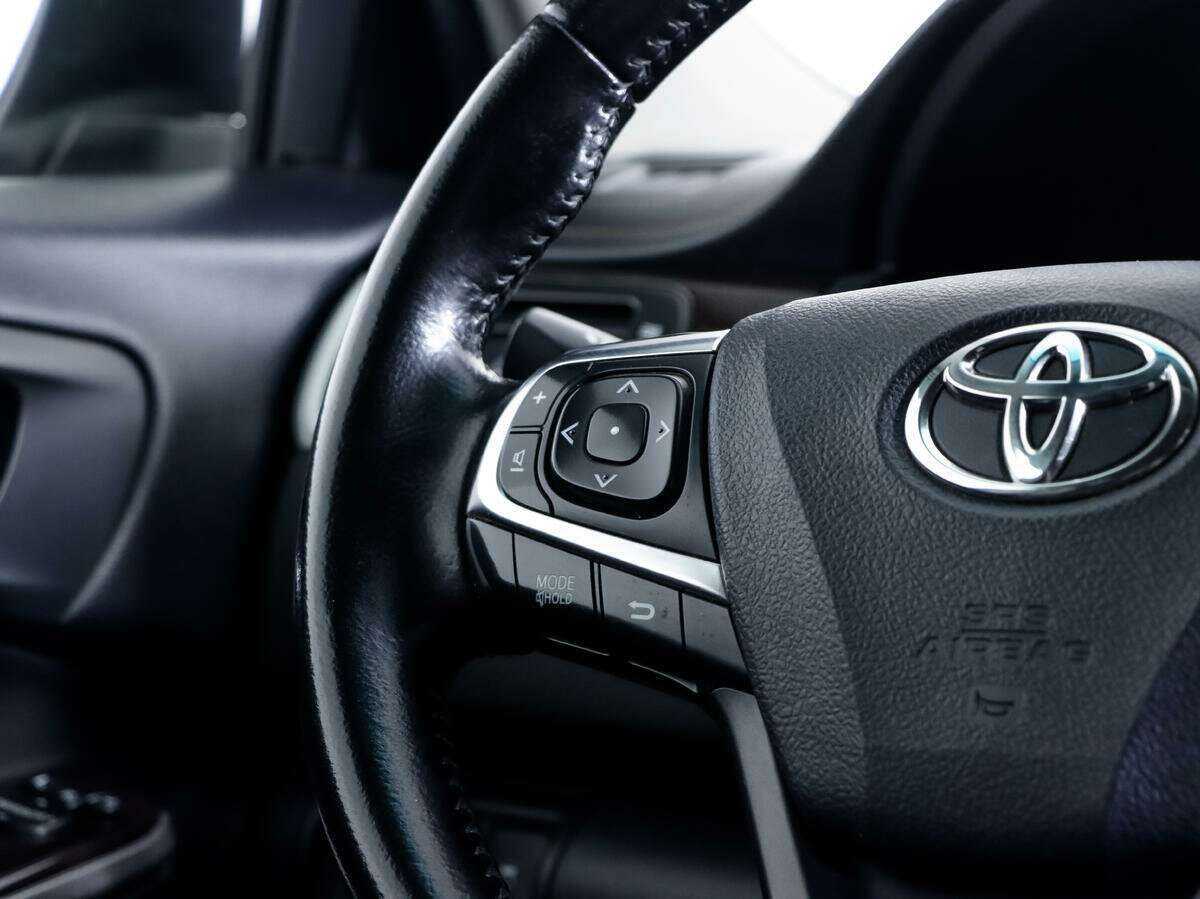 Купить Toyota Camry, 2017, 198 613 км.. Фото: #14