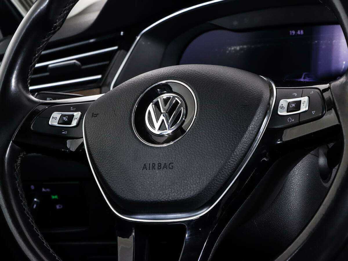 Купить Volkswagen Passat, 2016, 140 877 км.. Фото: #11