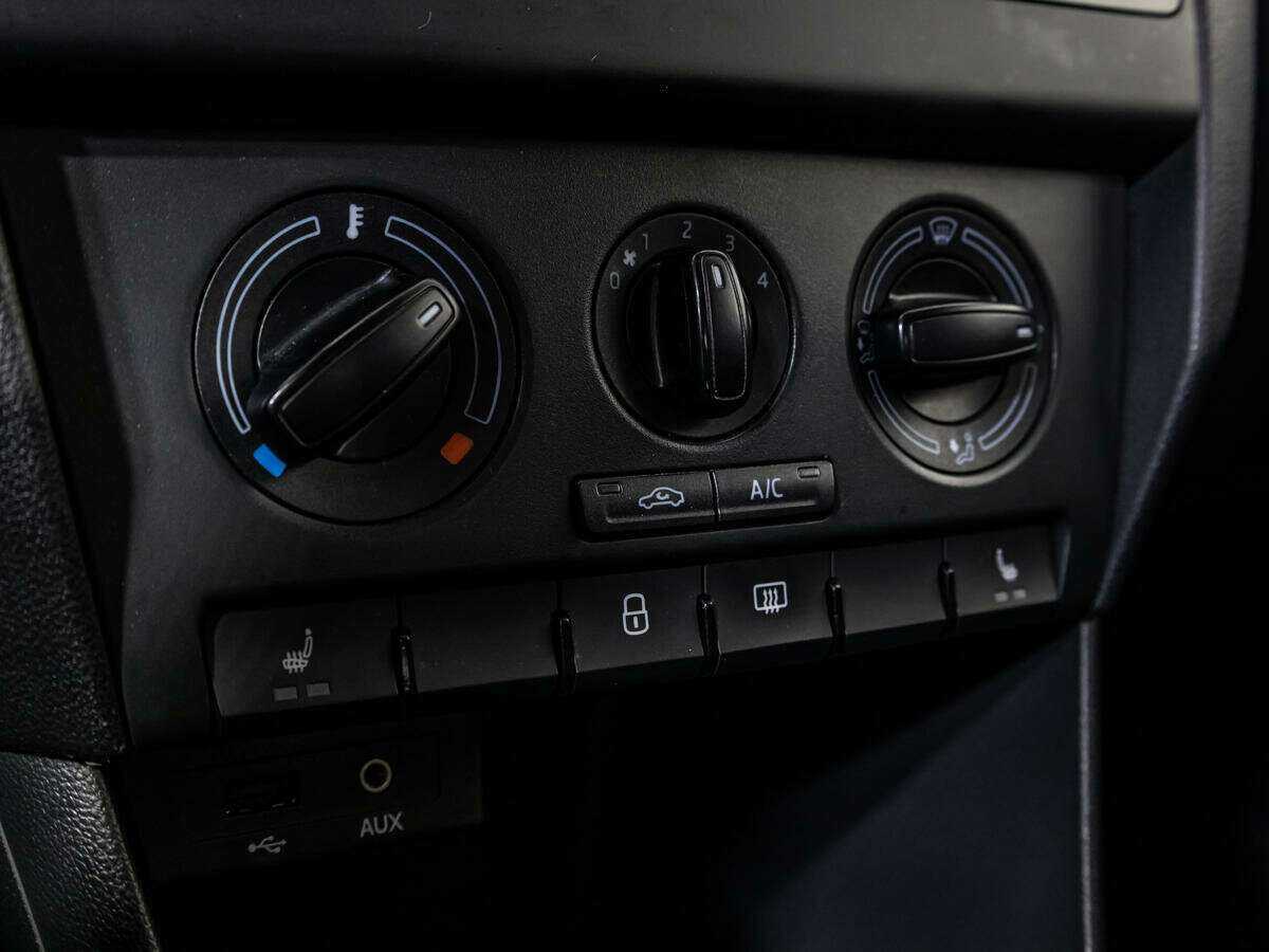 Купить Skoda Rapid, 2016, 180 721 км.. Фото: #15