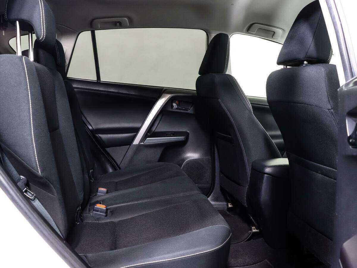 Купить Toyota RAV4, 2015, 112 000 км.. Фото: #9