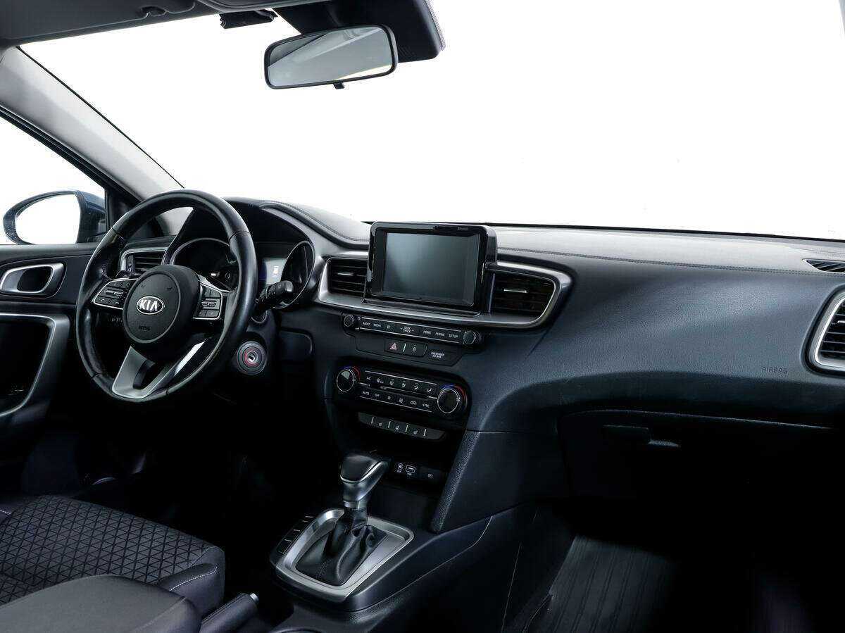 Купить Kia Ceed, 2018, 104 594 км.. Фото: #8