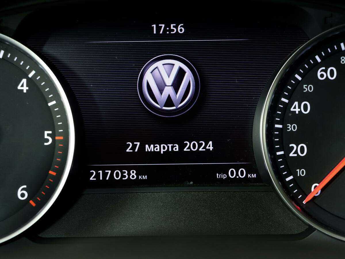 Купить Volkswagen Touareg, 2016, 216 767 км.. Фото: #16