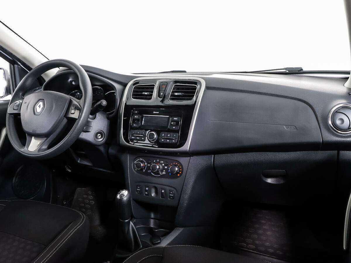 Купить Renault Logan, 2017, 83 940 км.. Фото: #8