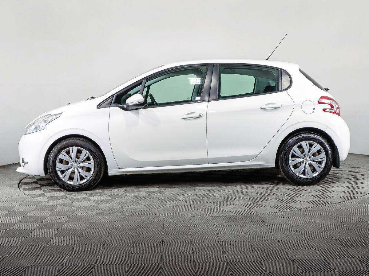 Купить Peugeot 208, 2013, 90 441 км.. Фото: #7