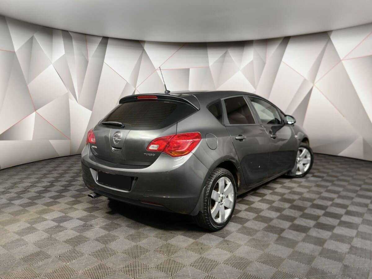 Купить Opel Astra, 2012, 156 000 км.. Фото: #1