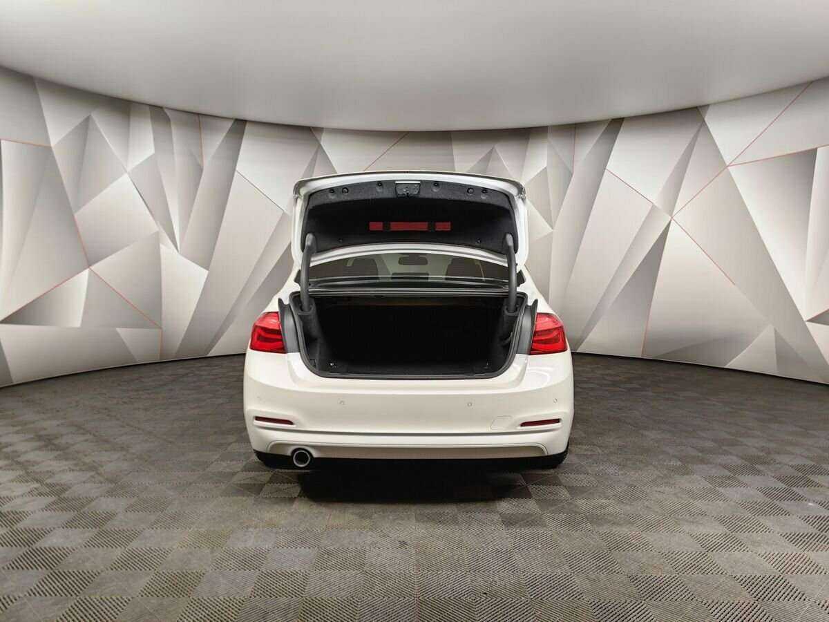 Купить BMW 3 серии, 2018, 118 066 км.. Фото: #15