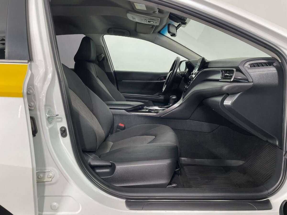 Купить Toyota Camry, 2021, 199 222 км.. Фото: #13