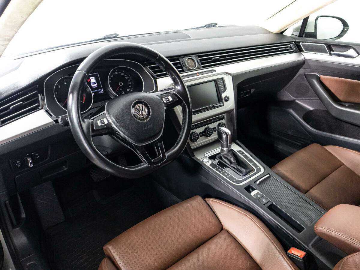 Купить Volkswagen Passat, 2017, 68 113 км.. Фото: #10