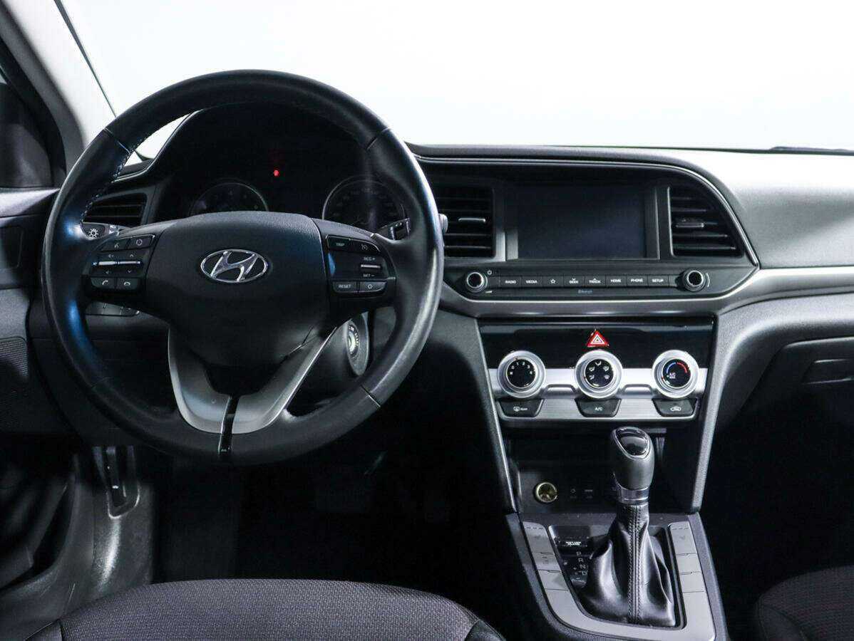 Купить Hyundai Elantra, 2020, 42 303 км.. Фото: #8