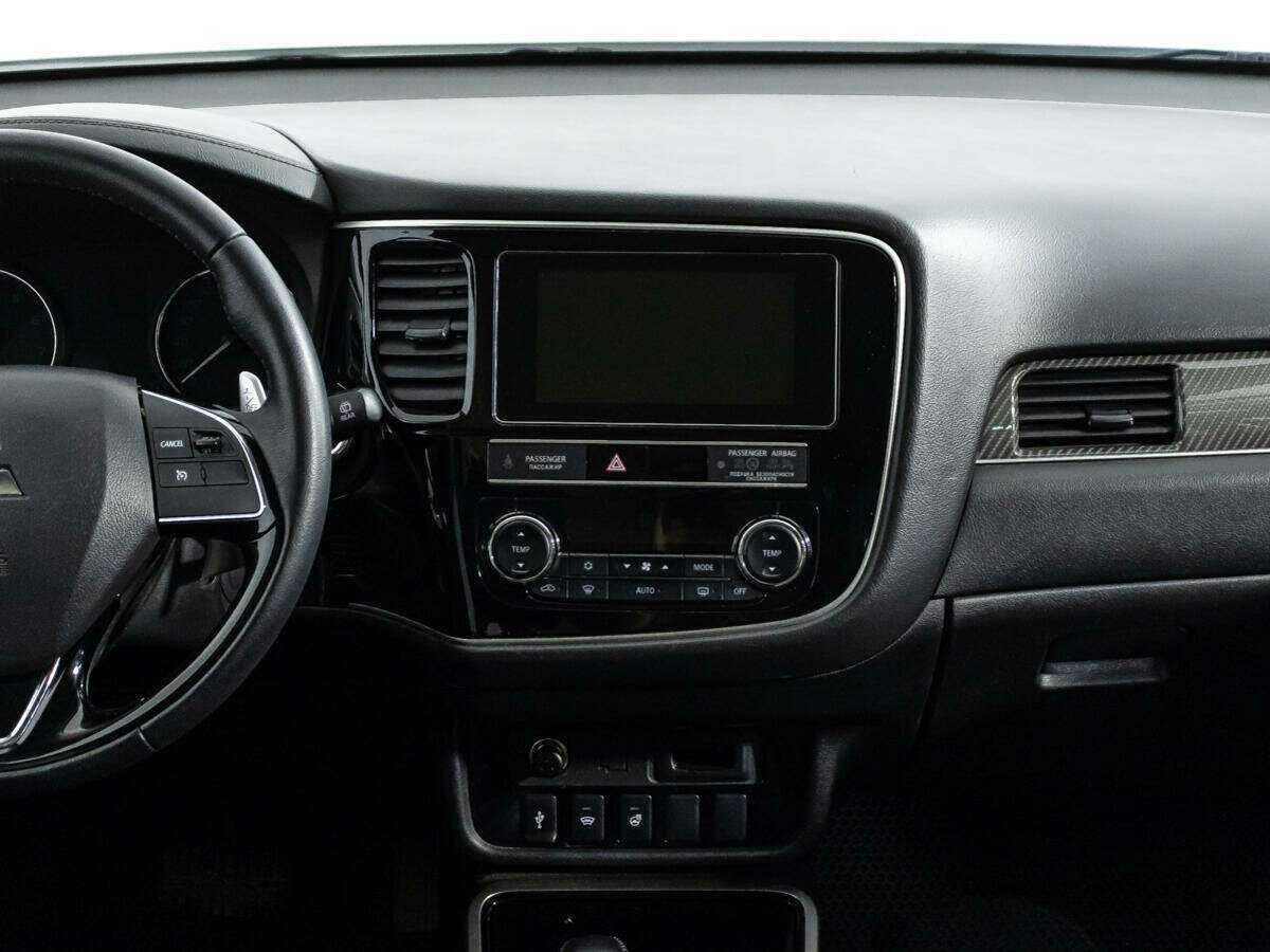 Купить Mitsubishi Outlander, 2019, 108 009 км.. Фото: #13