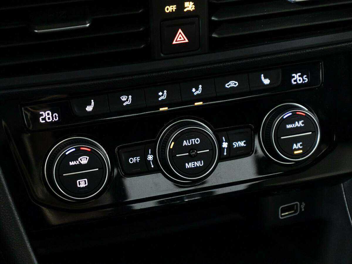 Купить Volkswagen Jetta, 2018, 95 774 км.. Фото: #16