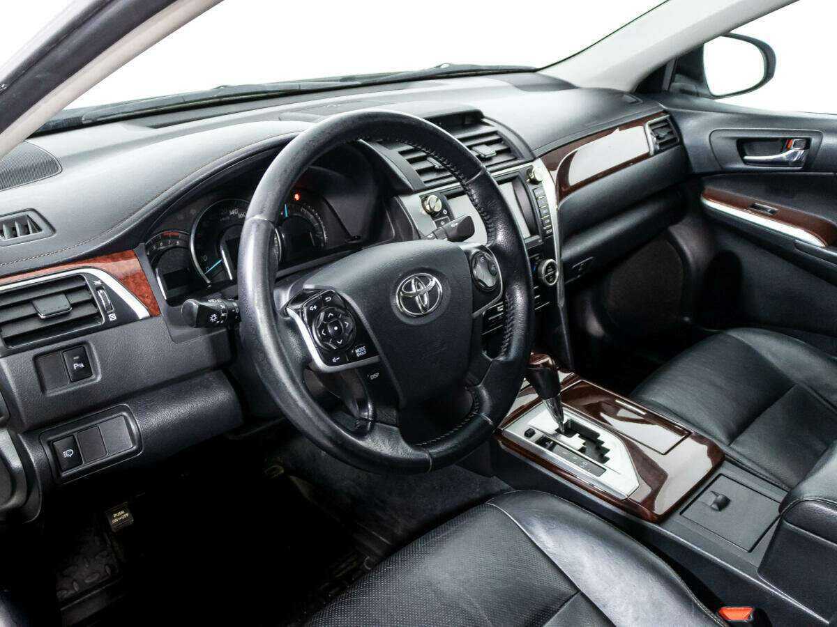 Купить Toyota Camry, 2012, 256 467 км.. Фото: #10