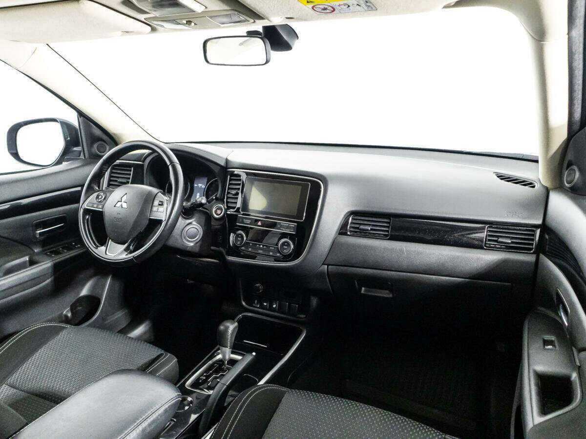 Купить Mitsubishi Outlander, 2020, 96 592 км.. Фото: #8