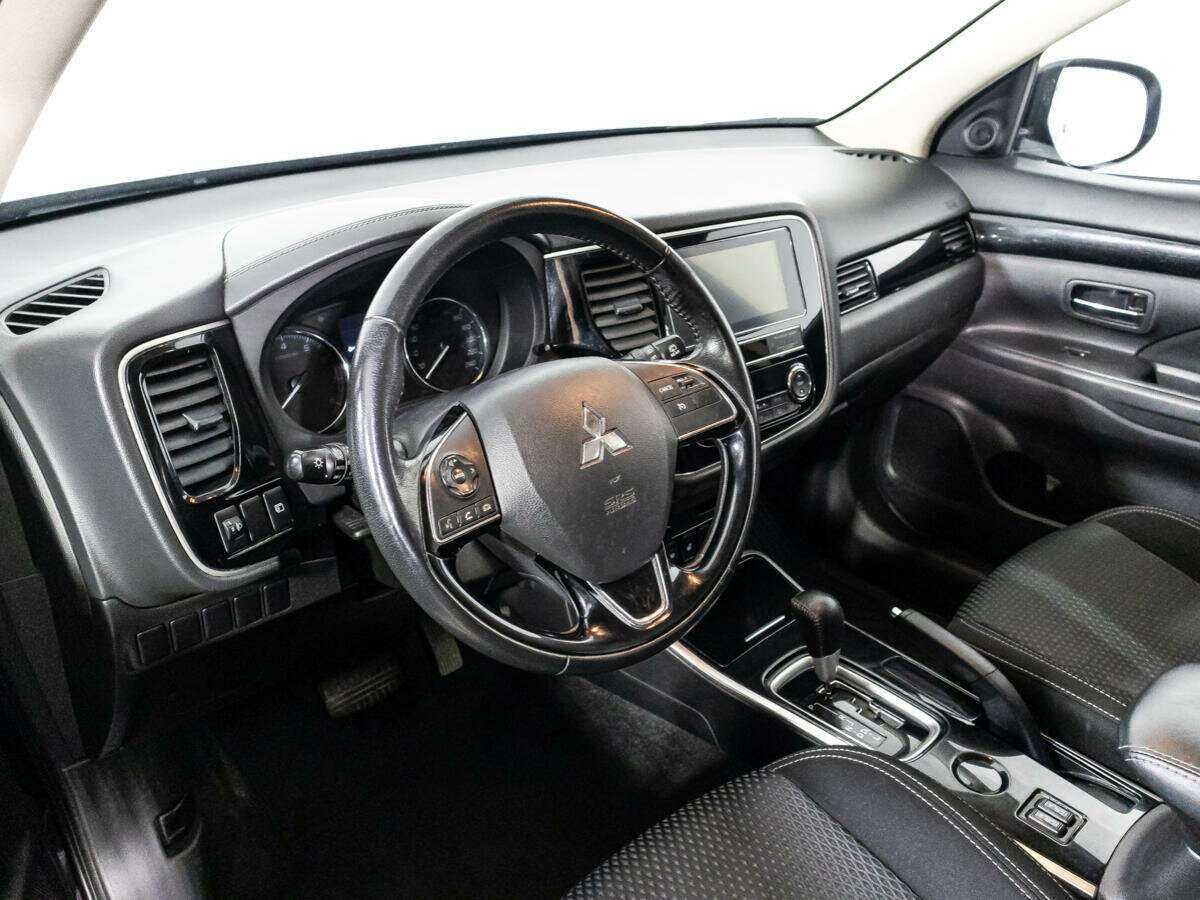 Купить Mitsubishi Outlander, 2020, 96 592 км.. Фото: #10