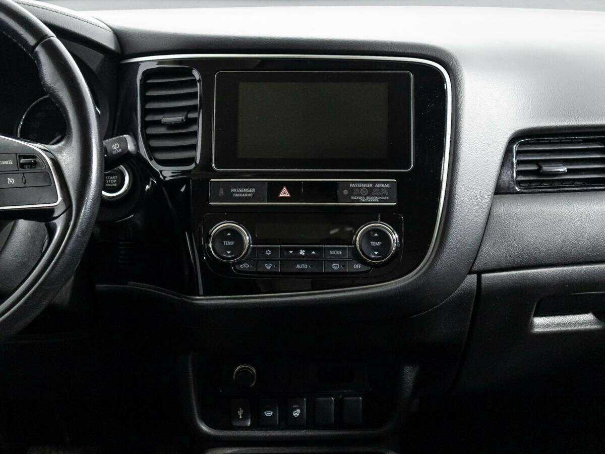 Купить Mitsubishi Outlander, 2020, 96 592 км.. Фото: #13