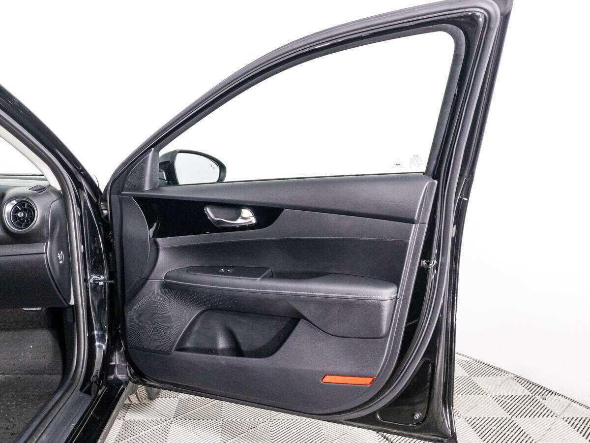 Купить Kia Cerato, 2019, 32 800 км.. Фото: #27