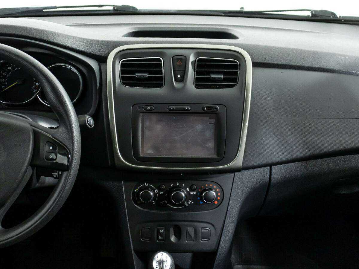 Купить Renault Sandero, 2015, 81 937 км.. Фото: #13