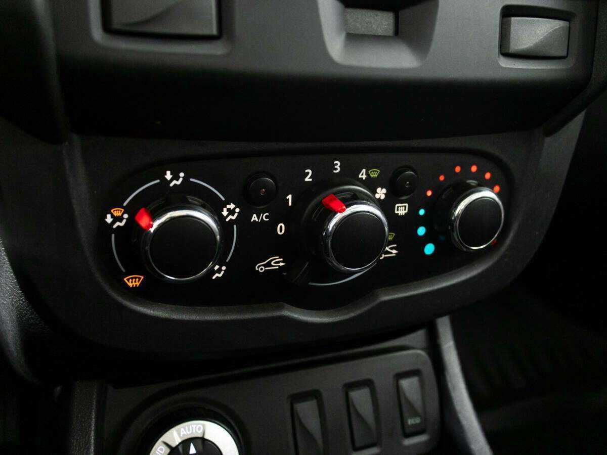 Купить Renault Duster, 2015, 87 399 км.. Фото: #14