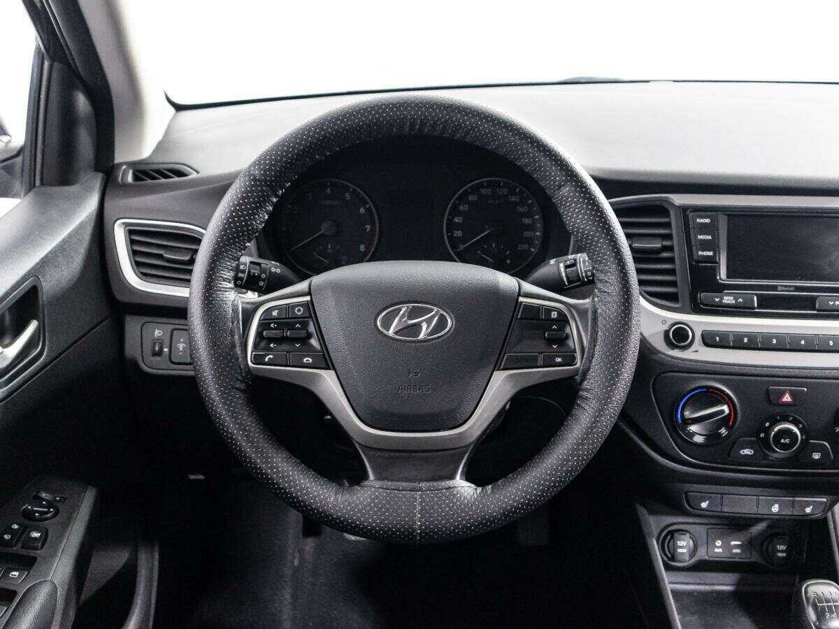 Купить Hyundai Solaris, 2017, 69 118 км.. Фото: #15