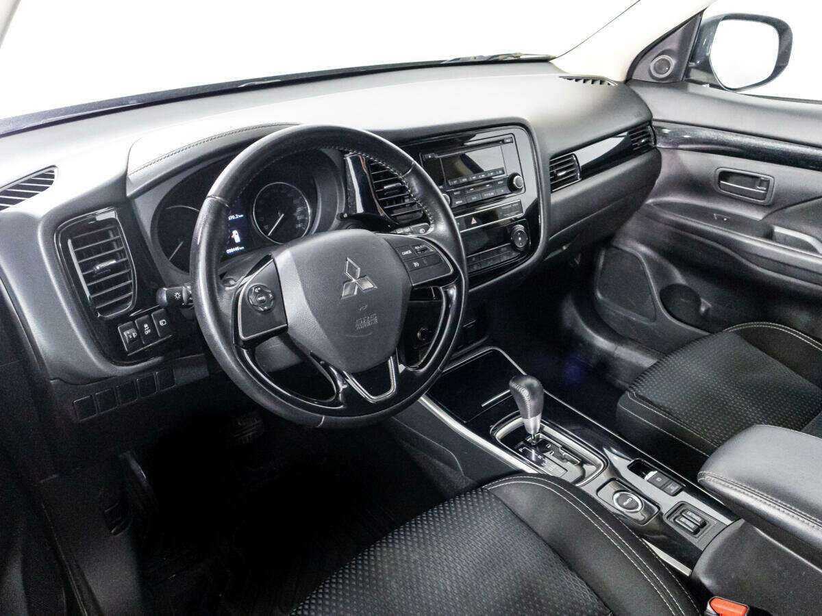 Купить Mitsubishi Outlander, 2019, 98 440 км.. Фото: #10