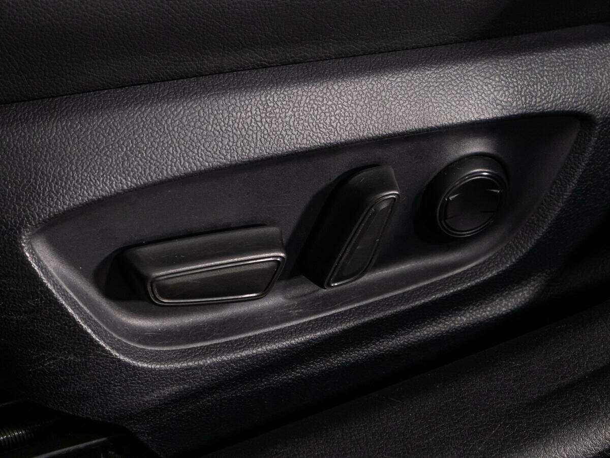 Купить Toyota Camry, 2018, 65 805 км.. Фото: #14