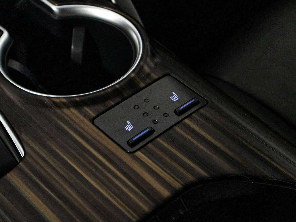 Купить Toyota Camry, 2018, 65 805 км.. Фото: #17