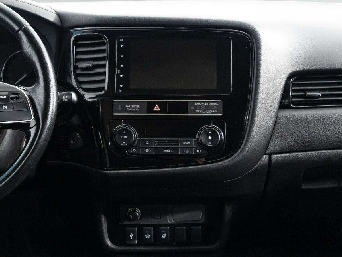 Купить Mitsubishi Outlander, 2019, 131 160 км.. Фото: #13