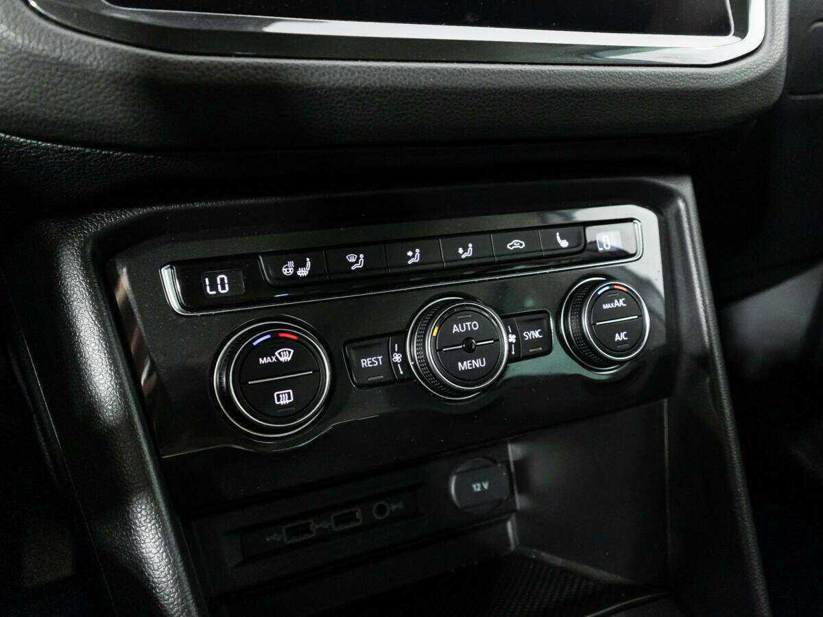 Купить Volkswagen Tiguan, 2019, 74 014 км.. Фото: #15