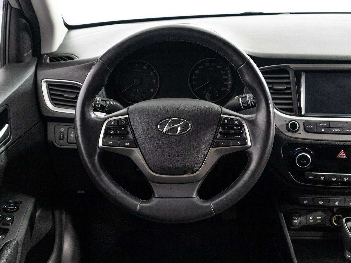Купить Hyundai Solaris, 2018, 74 005 км.. Фото: #16