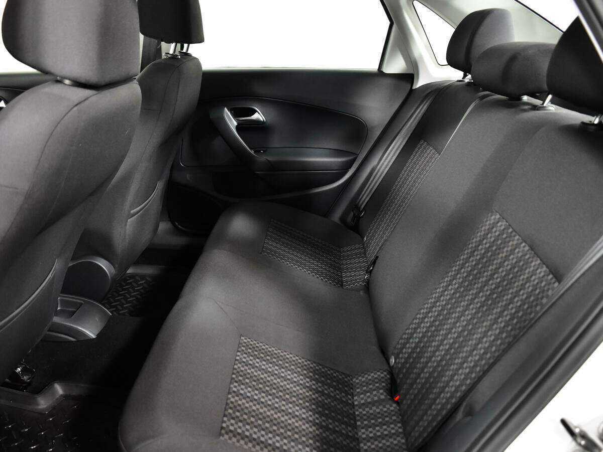 Купить Volkswagen Polo, 2015, 71 012 км.. Фото: #9