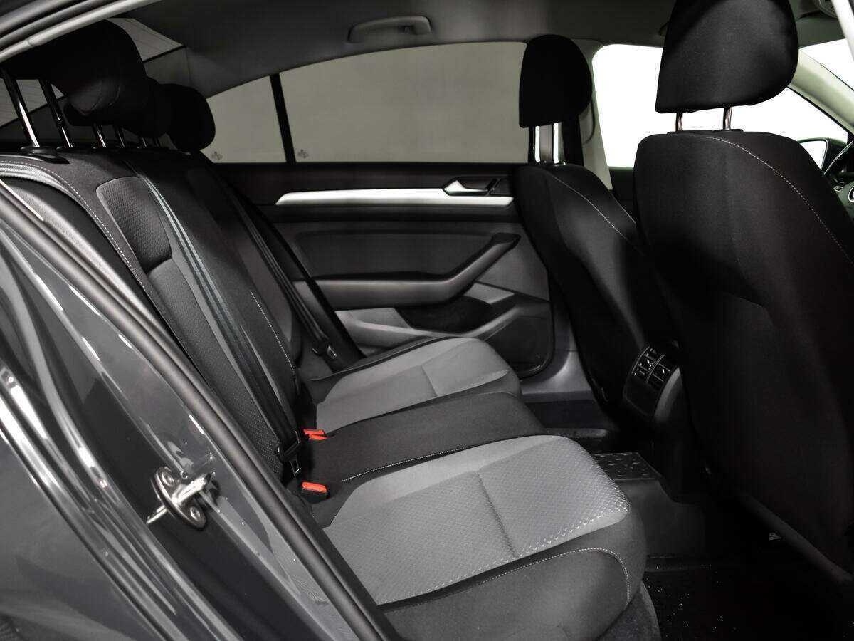 Купить Volkswagen Passat, 2017, 130 450 км.. Фото: #9