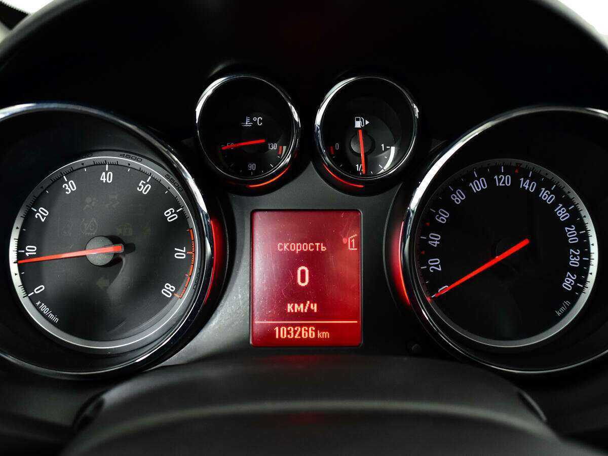 Купить Opel Astra, 2012, 103 266 км.. Фото: #10